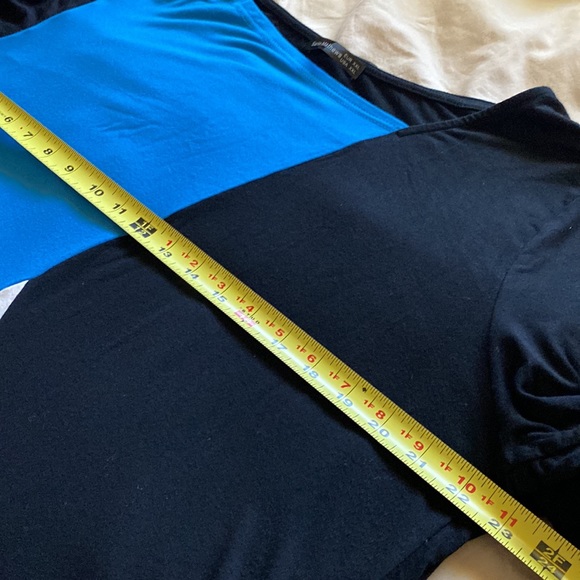 Sarin Mathews Short-sleeve Top Abstract Asymmetrical Neck - Bundle (2) Size XXL - Picture 13 of 14